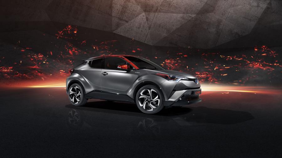  Toyota C-HR Hy-Power Concept 2017 года  (фото 6 из 20)